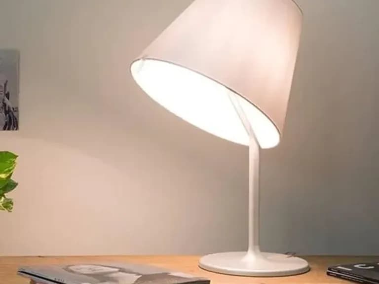Lampă de masă SATIN H56 3