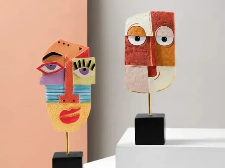 Figurine ABSTRACT MASK D 2