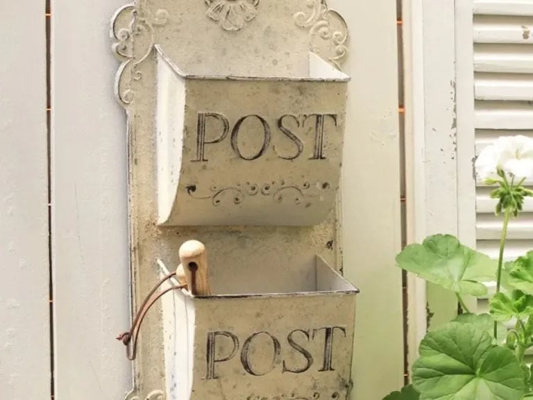 Decor de perete POST